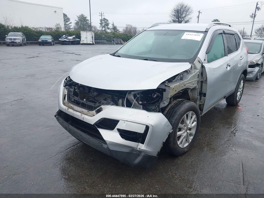 2018 Nissan Rogue Sv