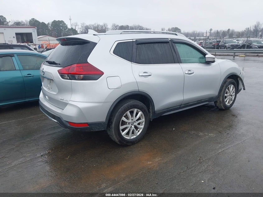 2018 Nissan Rogue Sv