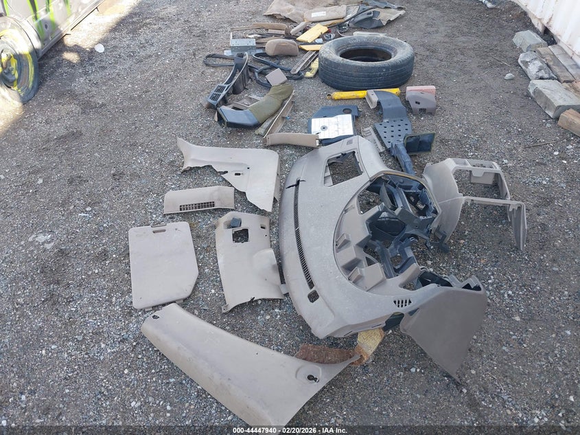 2001 Toyota Sienna Ce VIN: 4T3ZF19C01U385436 Lot: 44447940