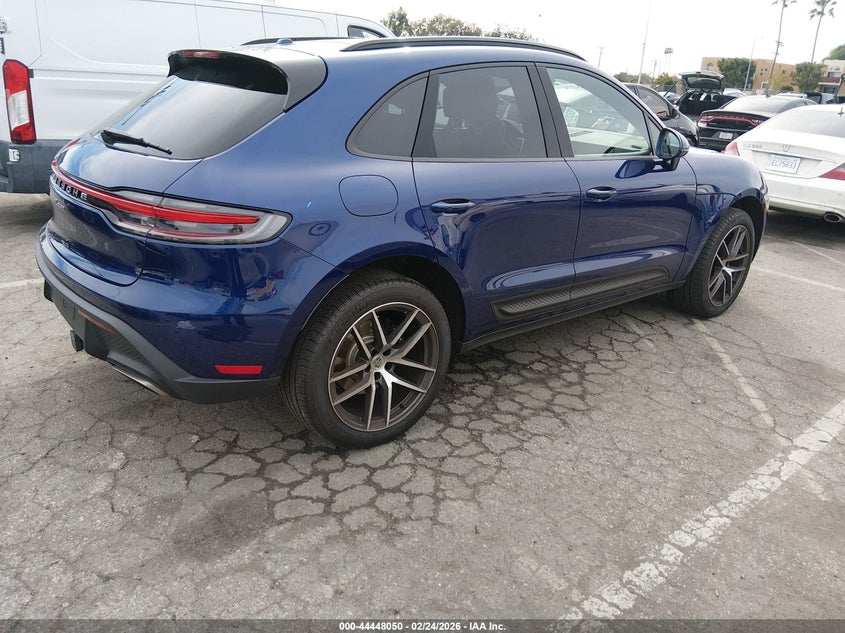 2025 Porsche Macan T