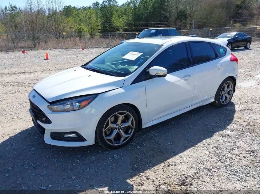 2016 Ford Focus St