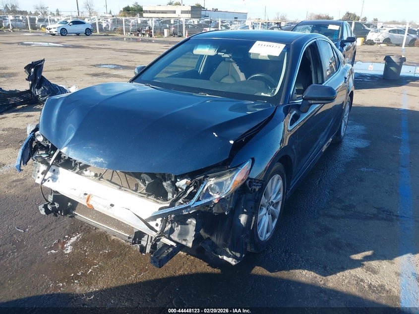 2020 Toyota Camry Le
