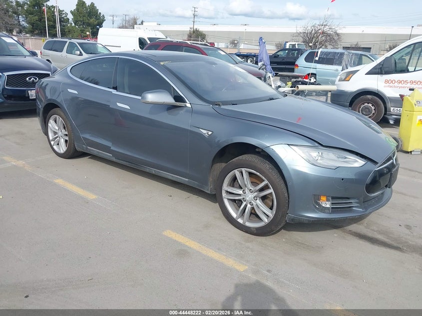 2013 Tesla Model S Performance