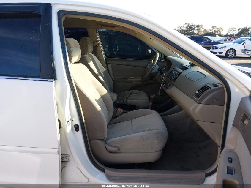 2004 Toyota Camry Le