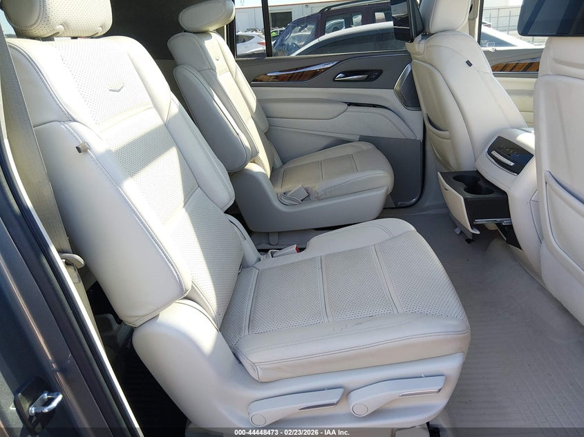 2022 Cadillac Escalade Esv 4Wd Sport Platinum VIN: 1GYS4RKLXNR123164 Lot: 44448473