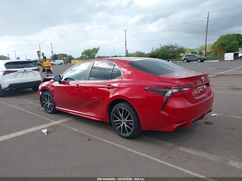 2024 TOYOTA CAMRY auction photo 3
