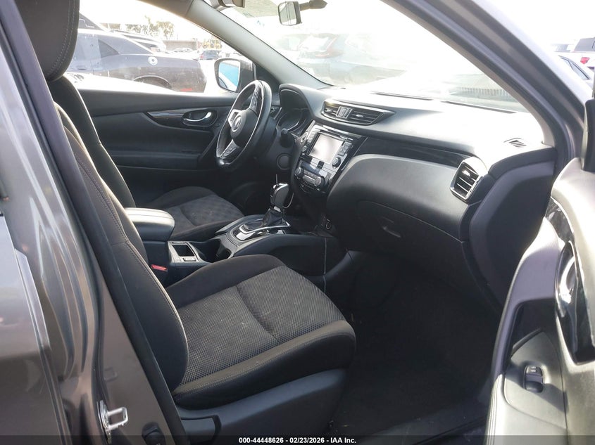 2018 Nissan Rogue Sport Sv