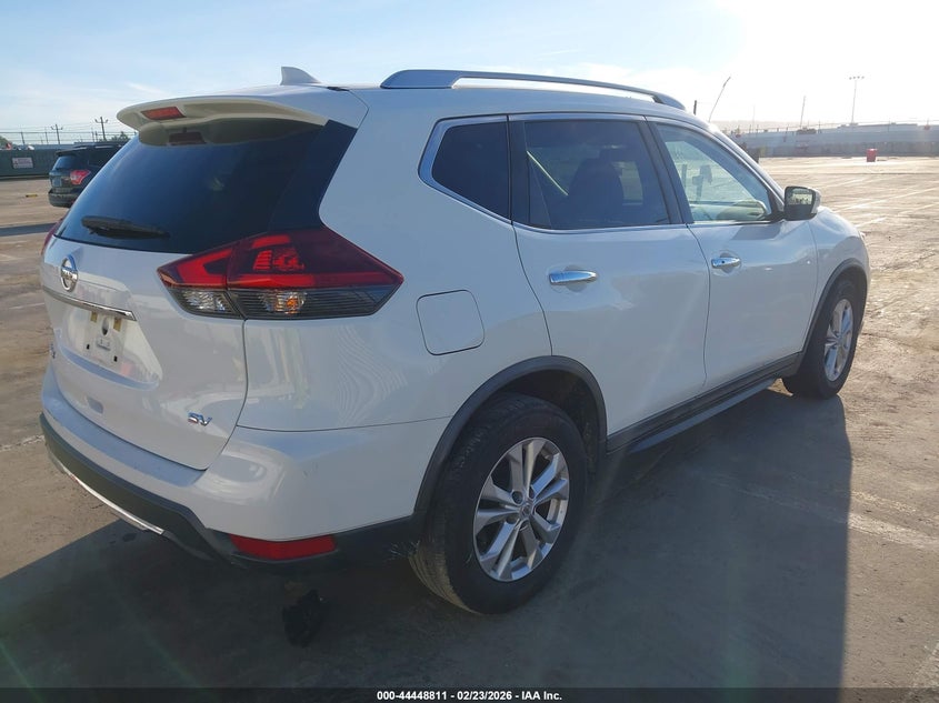 VIN KNMAT2MT6JP591245 2018 NISSAN ROGUE SV
