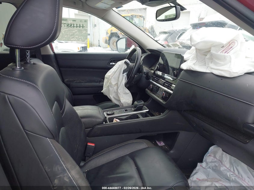 2022 Nissan Pathfinder Sl 4Wd