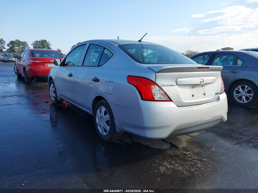 2015 Nissan Versa 1.6 S+
