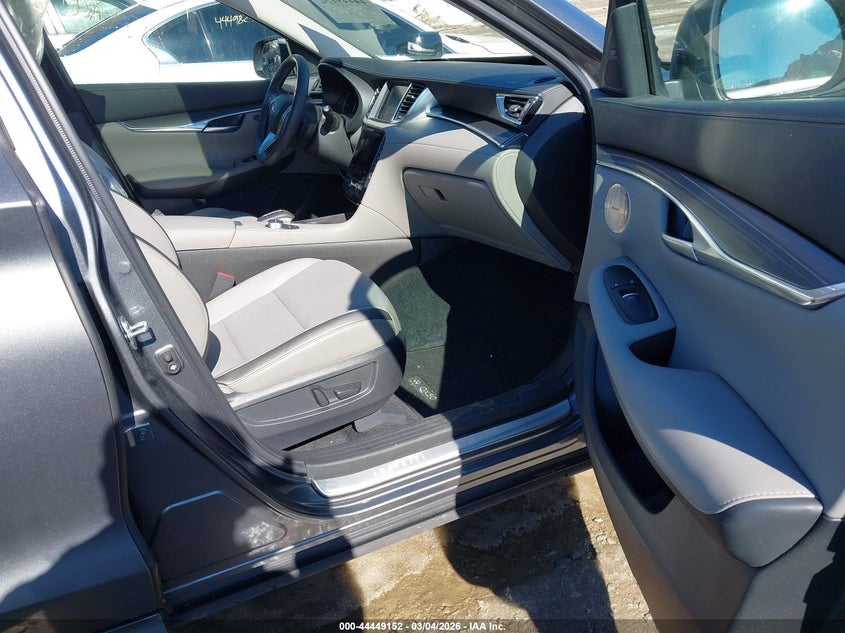 2025 Infiniti Qx50 Luxe Awd