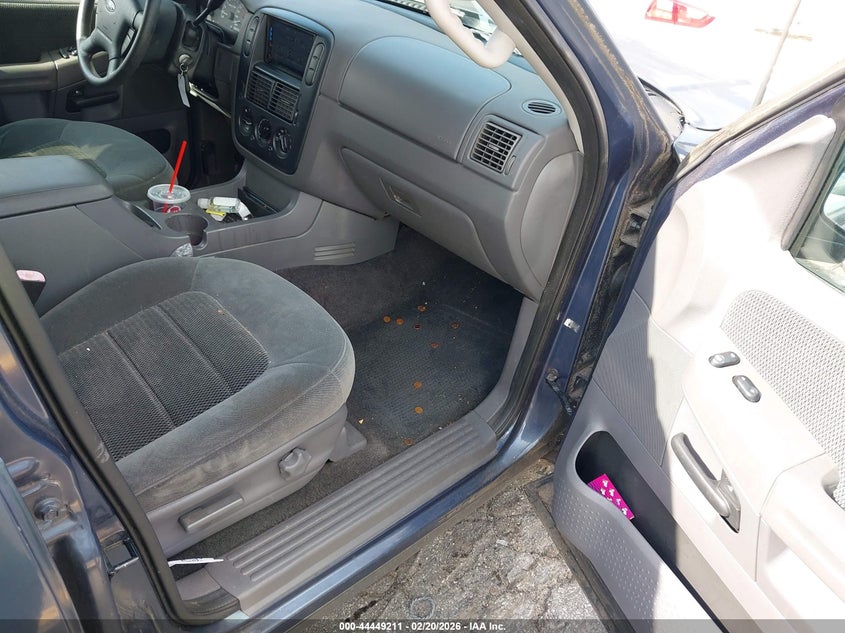 2002 Ford Explorer Xlt