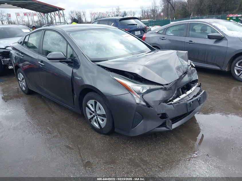2016 Toyota Prius Three