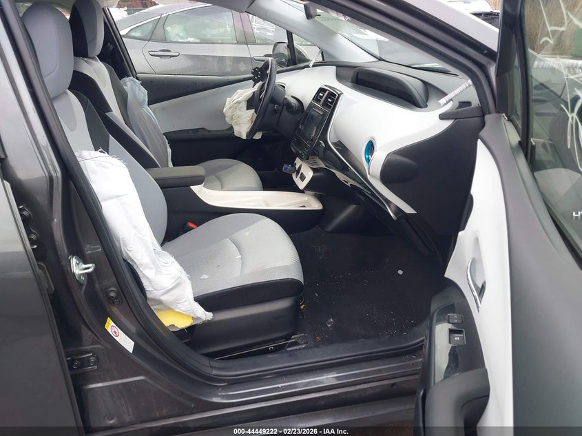 2016 Toyota Prius Three