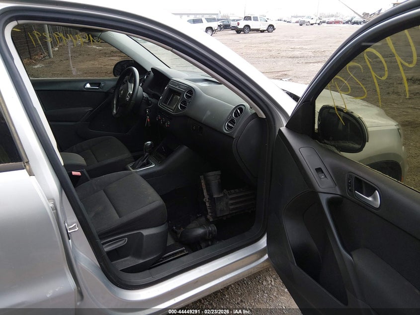 2013 Volkswagen Tiguan S