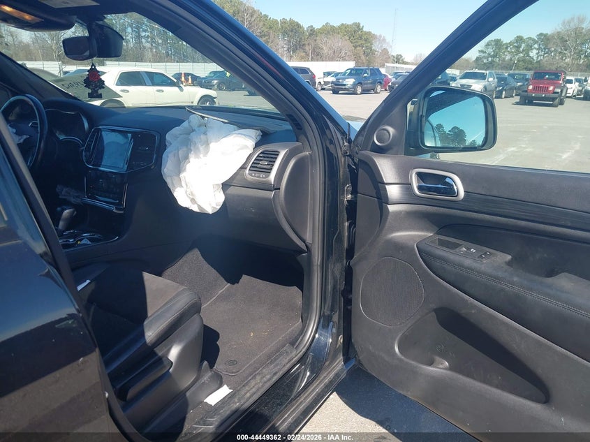 2020 Jeep Grand Cherokee Altitude 4X2