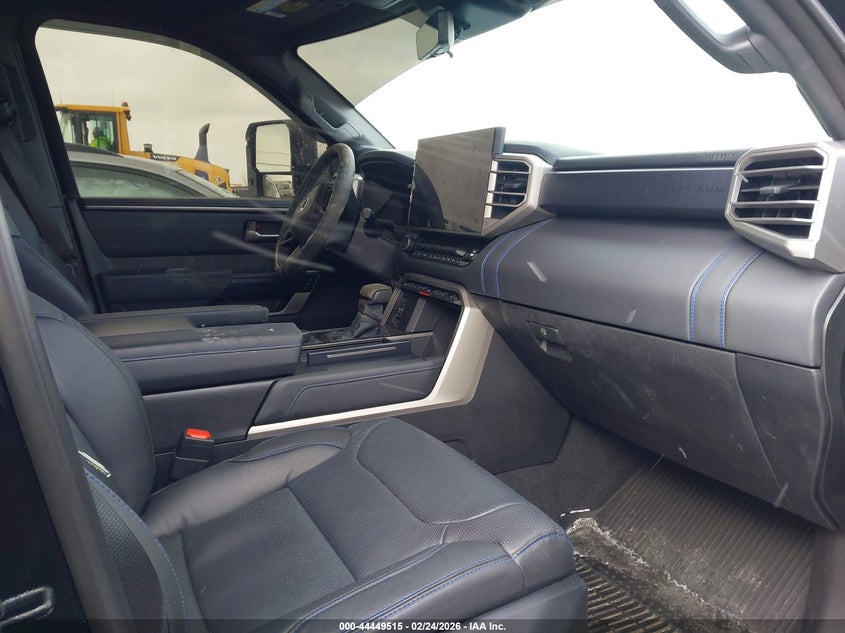 2026 Toyota Tundra Platinum Crewmax 5.5' Bed