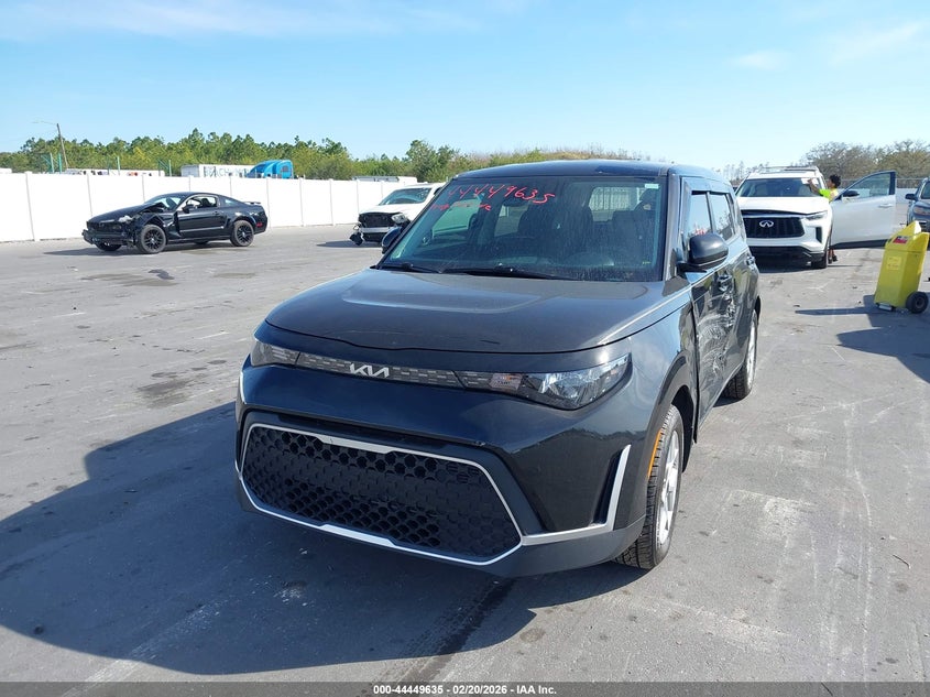 2023 Kia Soul Lx