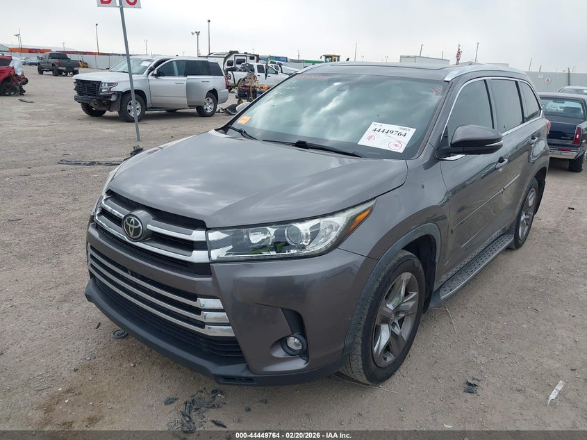2019 Toyota Highlander Limited Platinum