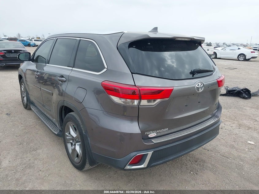 2019 Toyota Highlander Limited Platinum