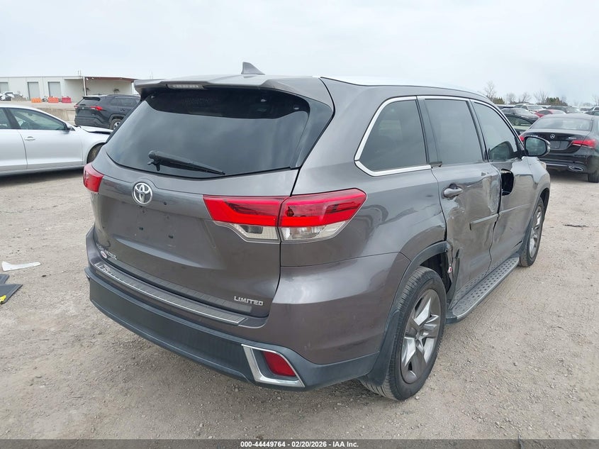 2019 Toyota Highlander Limited Platinum