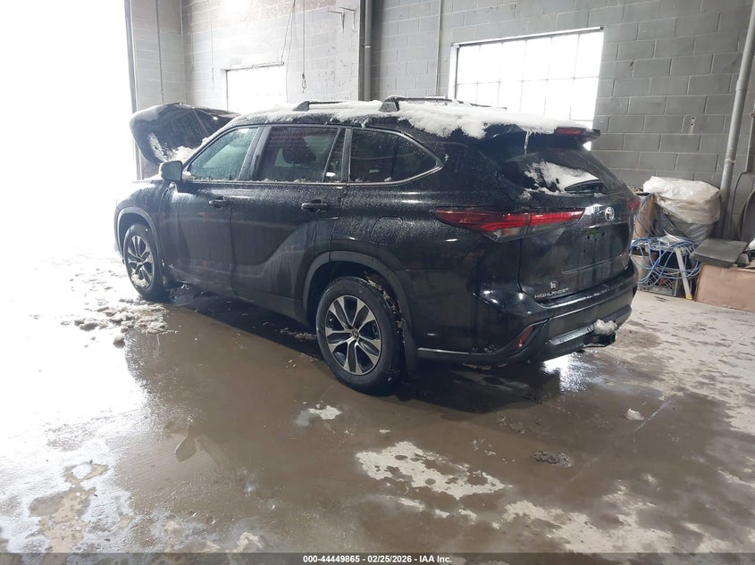 2025 Toyota Highlander Hybrid Xle
