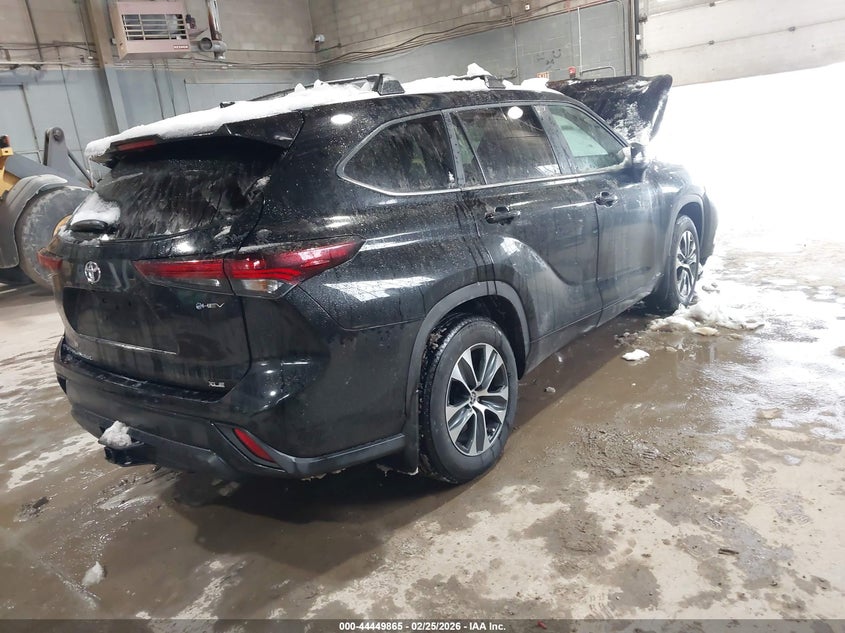 2025 Toyota Highlander Hybrid Xle
