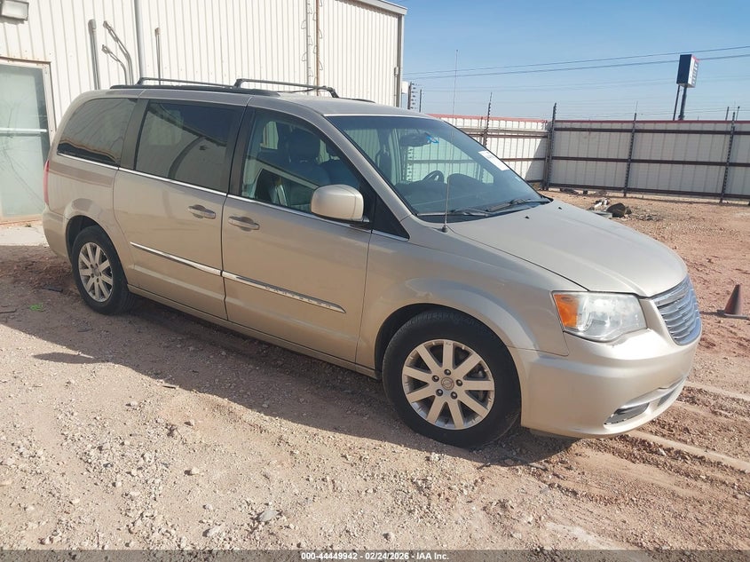 2016 Chrysler Town & Country Touring