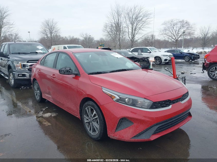 2023 Kia Forte Lxs