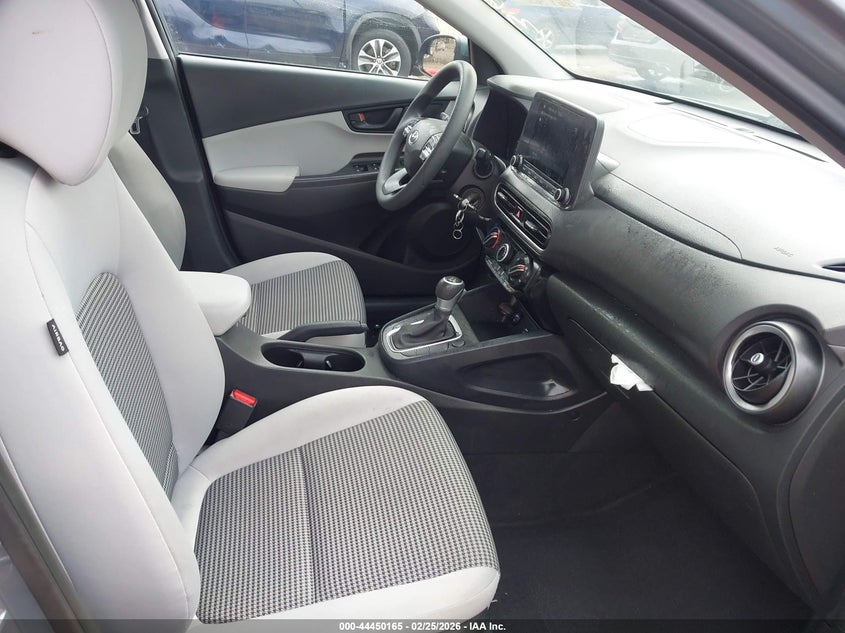 2022 Hyundai Kona Se