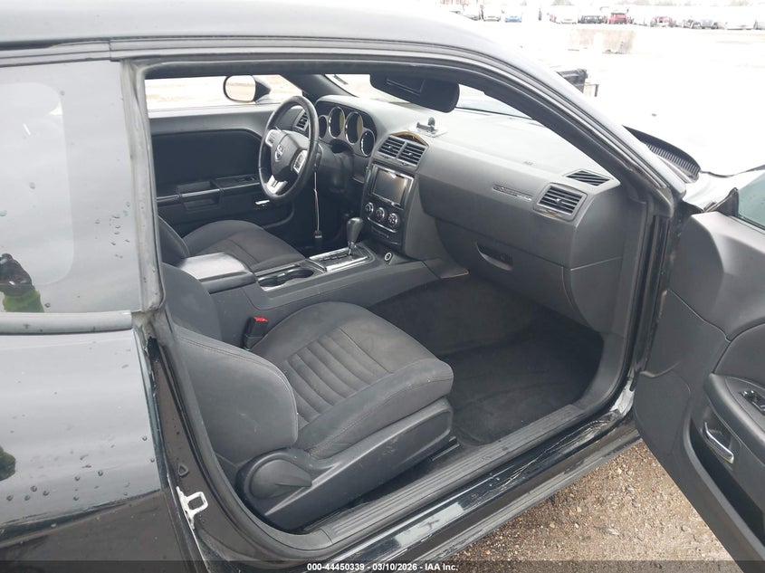 2014 Dodge Challenger Sxt