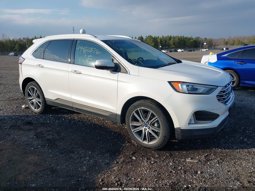 2020 Ford Edge Titanium