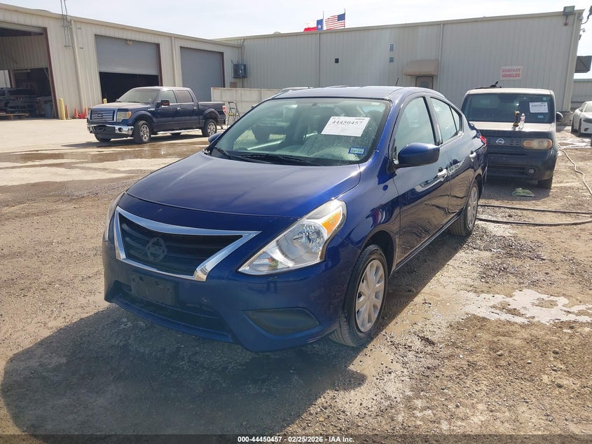 2018 Nissan Versa 1.6 Sv