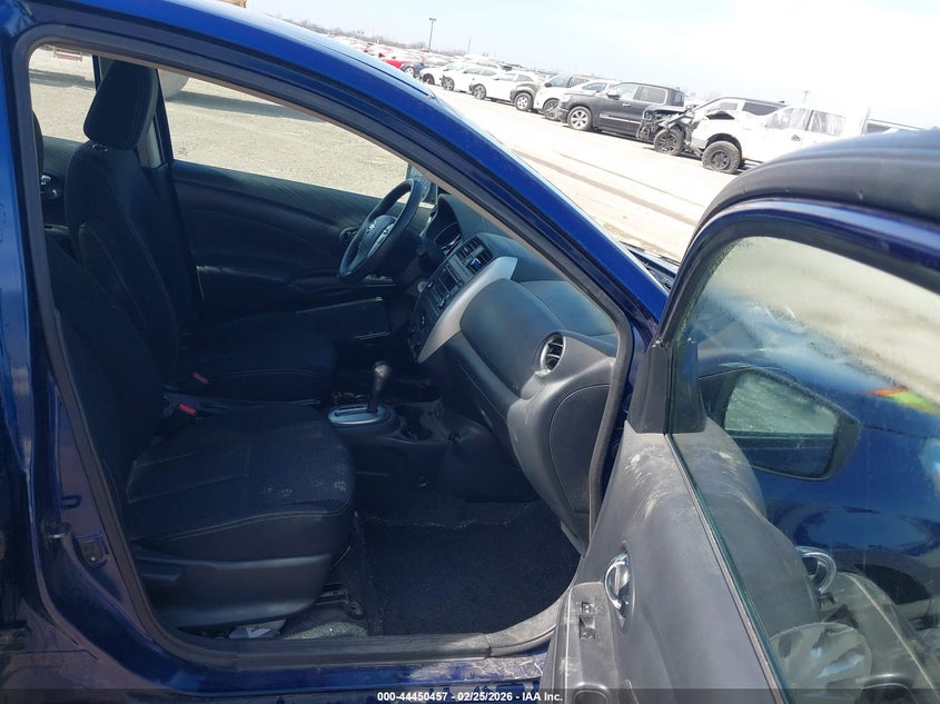 2018 Nissan Versa 1.6 Sv