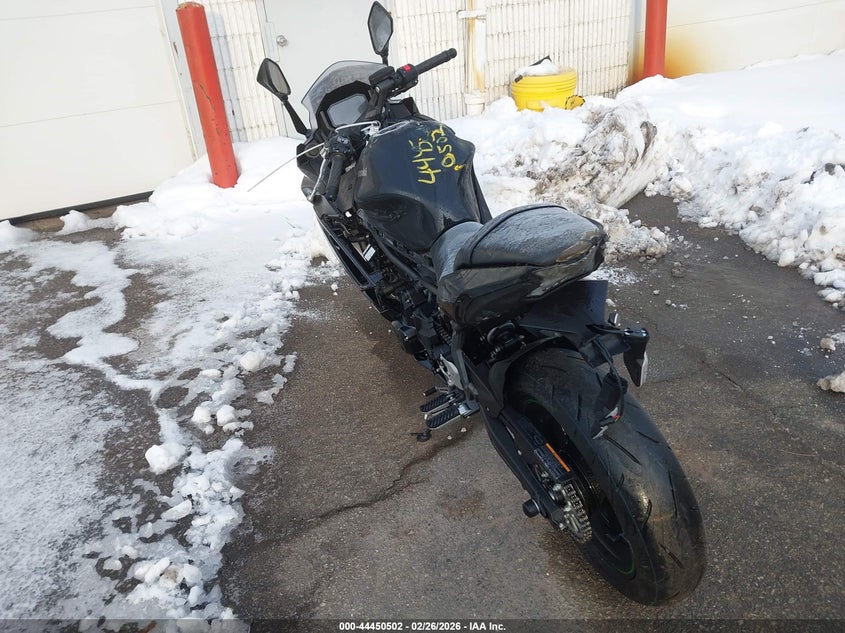 2025 Kawasaki Ex650 R