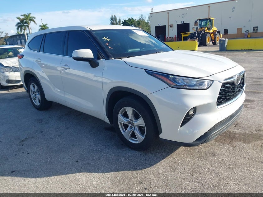 2020 Toyota Highlander Le