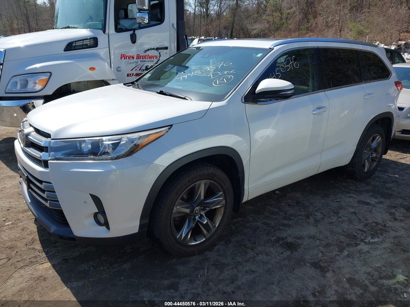 2017 Toyota Highlander Limited Platinum