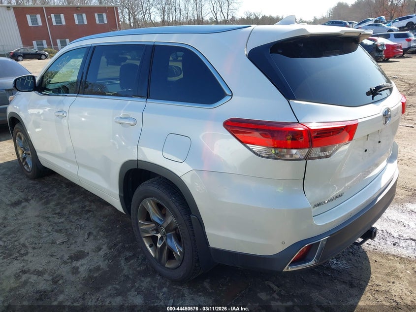 2017 Toyota Highlander Limited Platinum