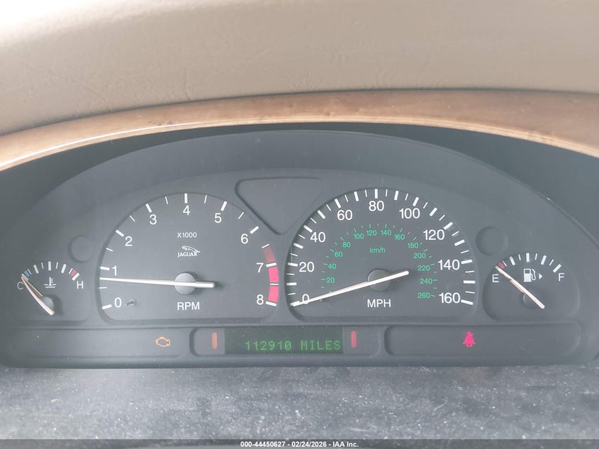 2001 Jaguar S-Type 4.0L V8 VIN: SAJDA01PX1GL93977 Lot: 44450627