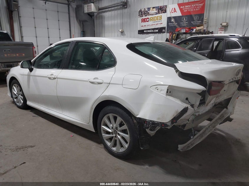 2023 Toyota Camry Le