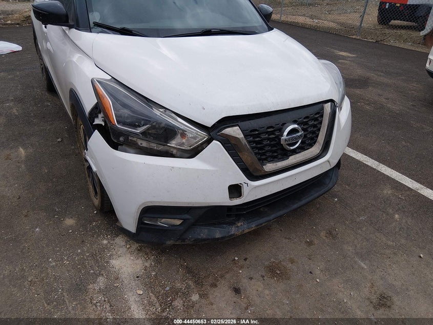 2019 NISSAN KICKS auction photo 6