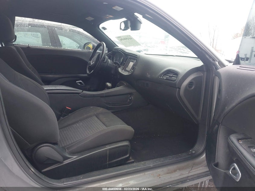 2017 Dodge Challenger Sxt