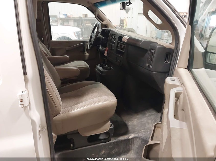 2016 GMC Savana 2500 Work Van