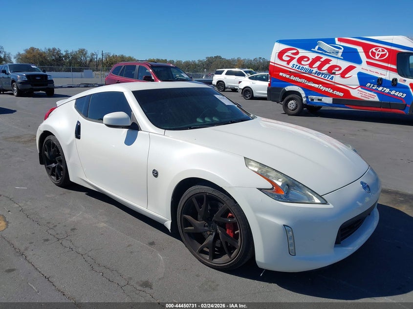 2016 Nissan 370Z Sport