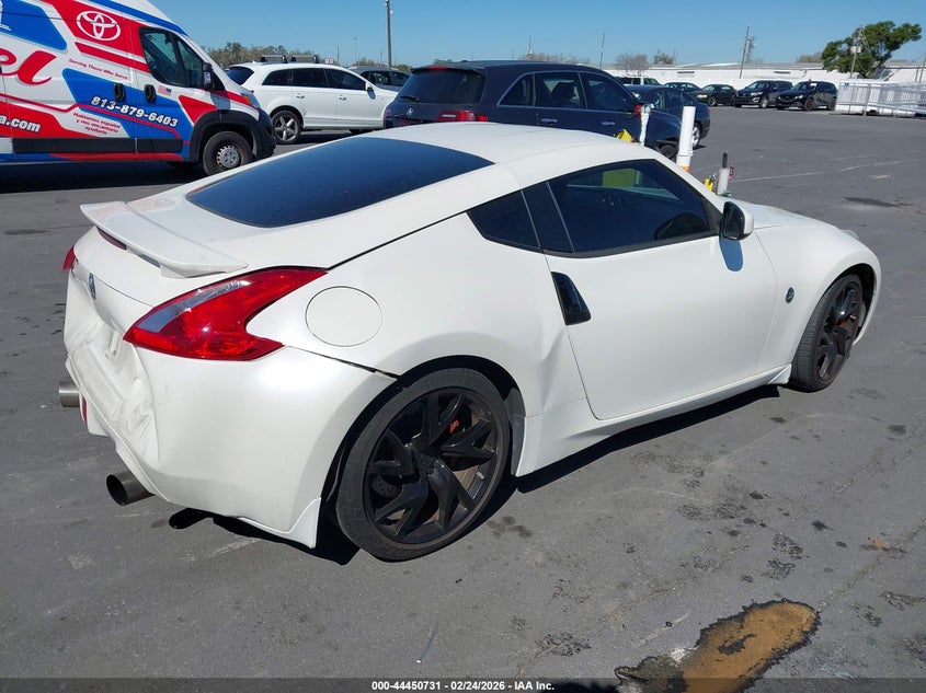 2016 Nissan 370Z Sport
