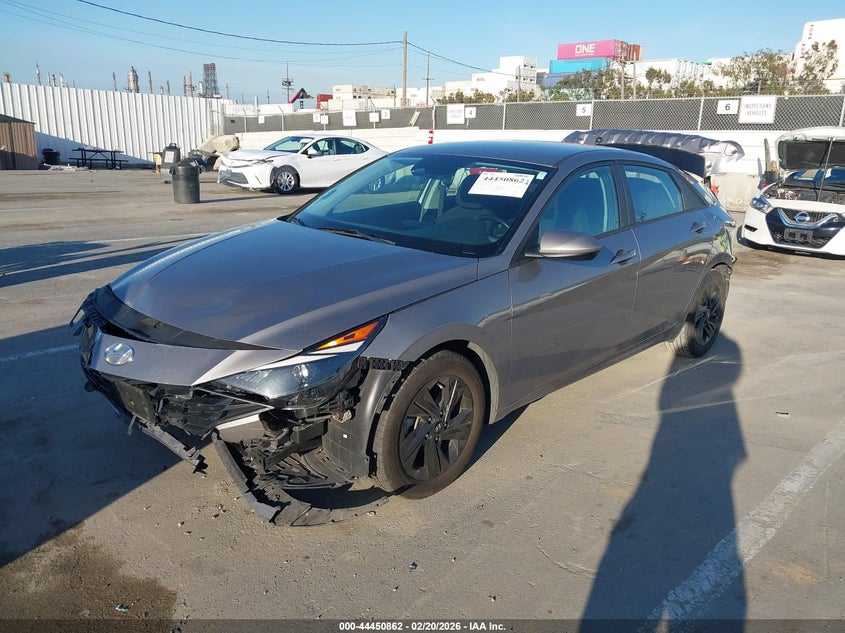 2022 Hyundai Elantra Sel