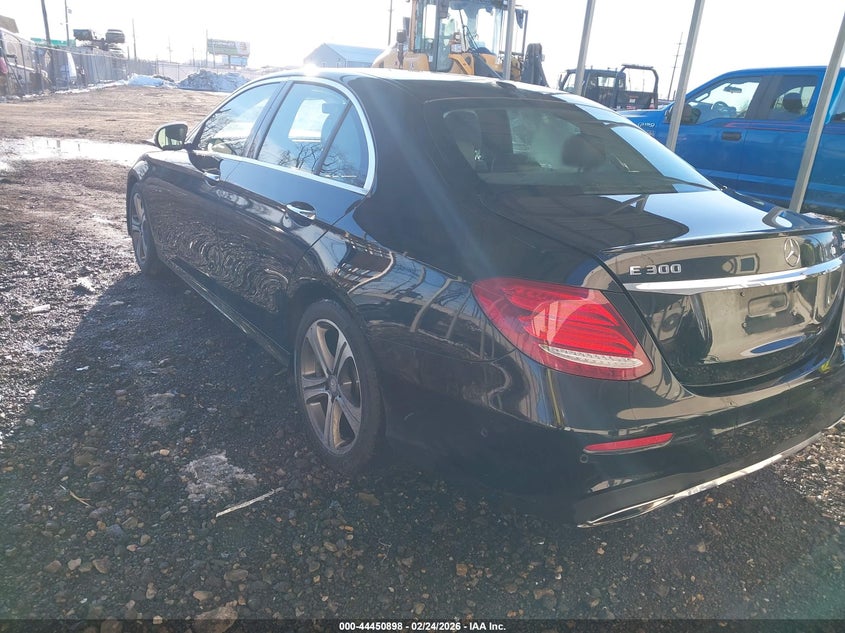 2017 Mercedes-Benz E 300 4Matic