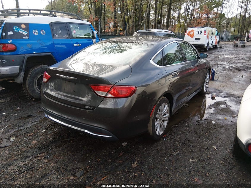 2016 Chrysler 200 Limited