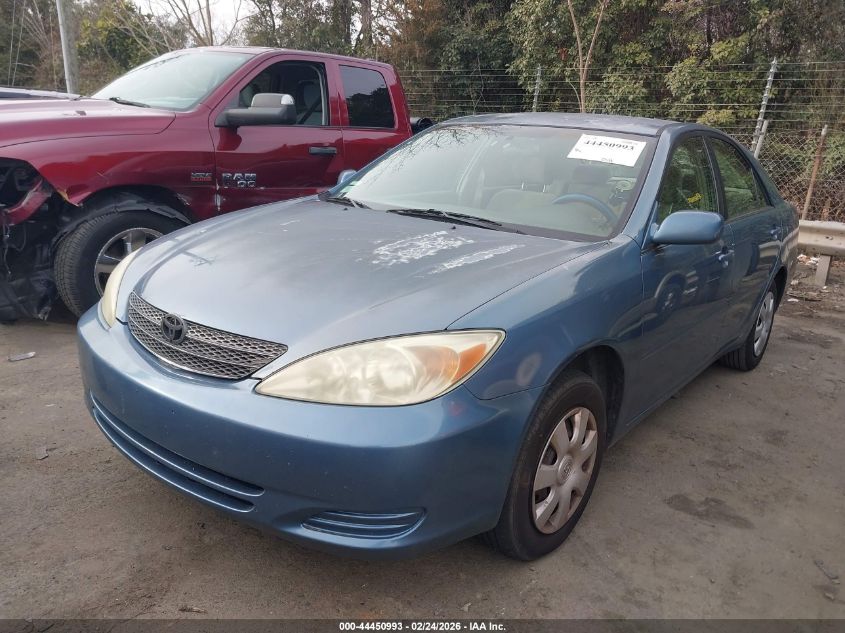 2004 Toyota Camry Le