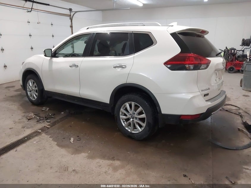 2018 Nissan Rogue Sv